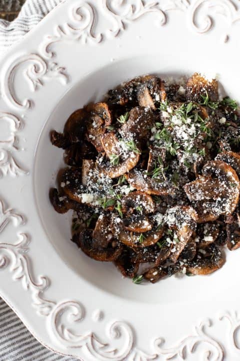 15 Minute Easy Air Fryer Mushrooms With Garlic