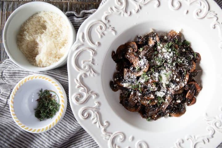 15 Minute Easy Air Fryer Mushrooms With Garlic