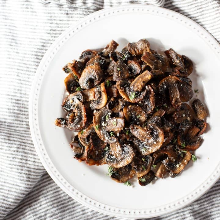 15 Minute Easy Air Fryer Mushrooms With Garlic