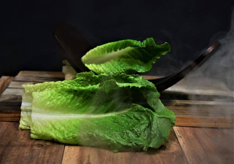 How to Cut Romaine Lettuce
