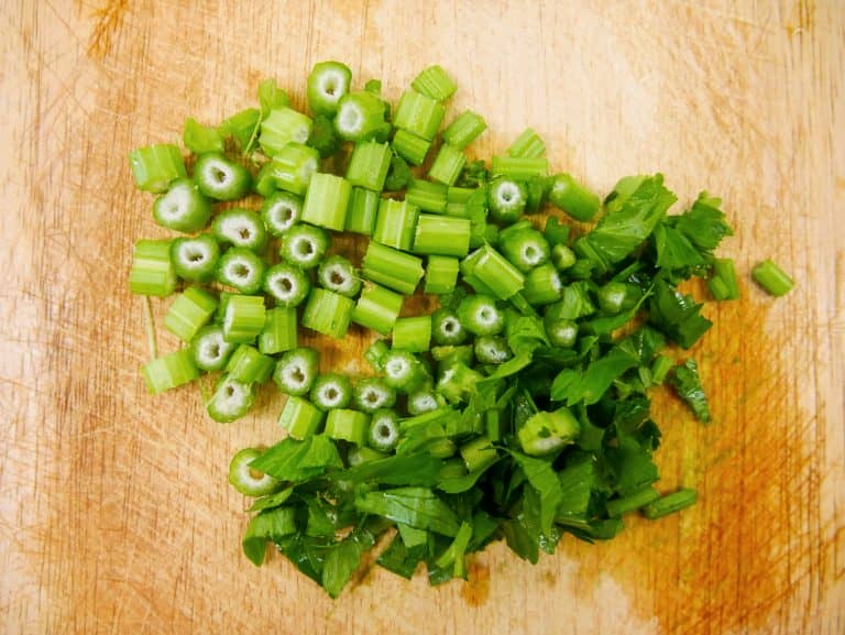how to cut celery