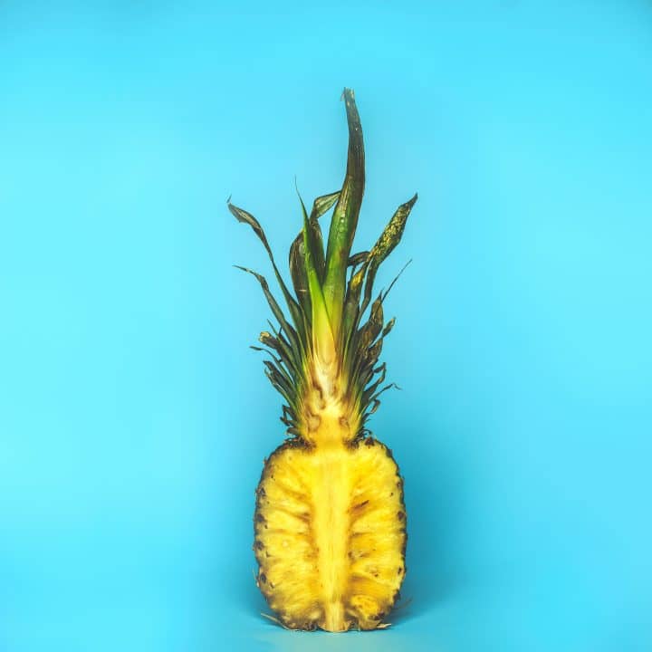how can I cut a pineapple